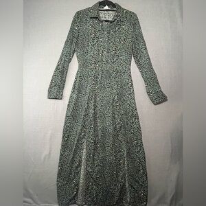 Everly Green Leopard Print Long Sleeve Midi Dress | Size M